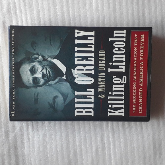 🍊3/$15🍊Killing Lincon book - Picture 1 of 1